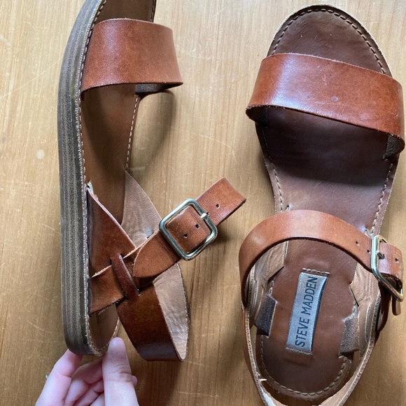 Steve Madden sandals - Picture 3 of 9